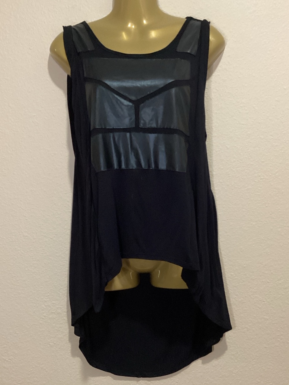 silence + noise Black Sleeveless High-Low Tank w/Faux Leather Panels, Sz S, EUC